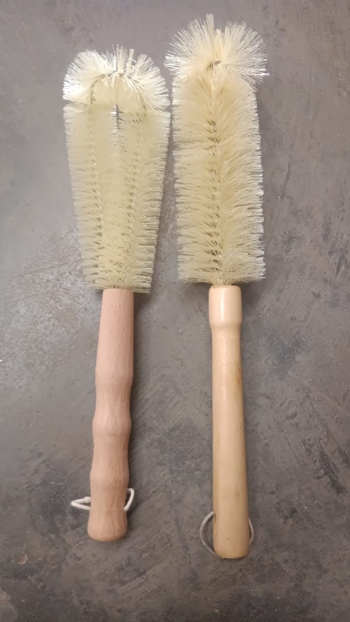 13 inch Bottle Brush, Bristle Brush with Wood Handle, Washing Brush with Wooden Handle, Kitchen Cleaning Tool, Brushes for Dish, Tumbler, Teapot, Cup, Pan